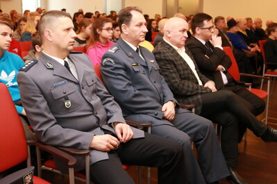 Wśród przybyłych gości znalazł się płk Wojciech Prażmowski, dyrektor Aresztu Śledczego w Białymstoku. Fot. I. Kuna